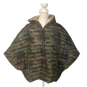 THINK ROYLN Camouflage Puffer Jacket with Gold Lining